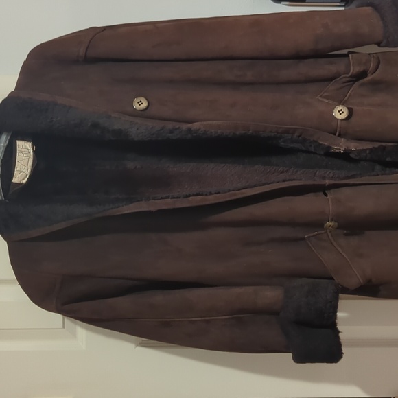 Vintage Women's Brown Shearling Suede Trench Coat - Picture 6 of 6